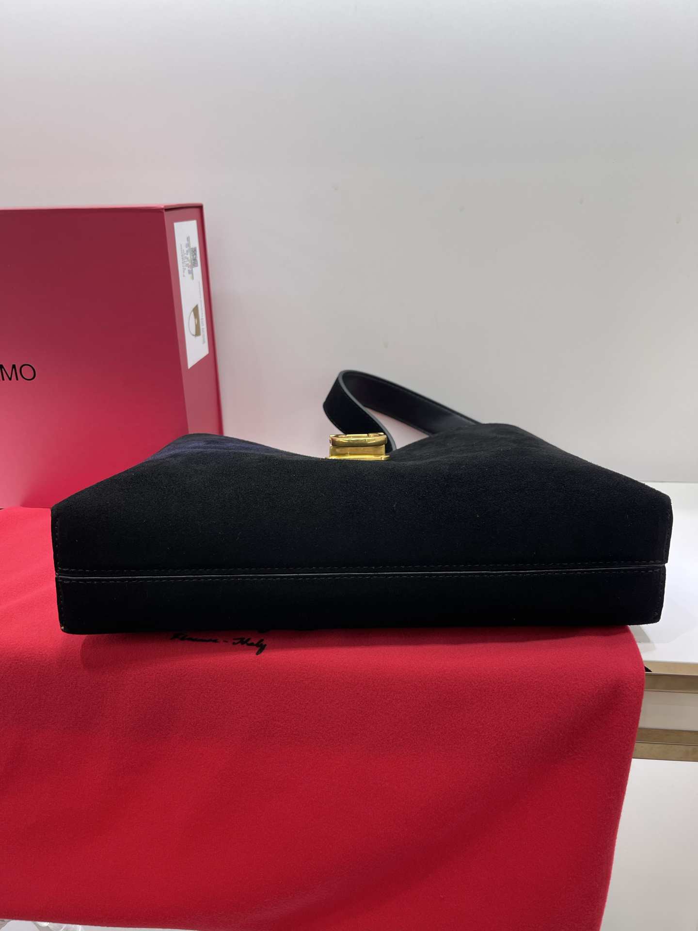 フェラガモ「Ferragamo」バッグ レディース おしゃれ ショルダーバッグ