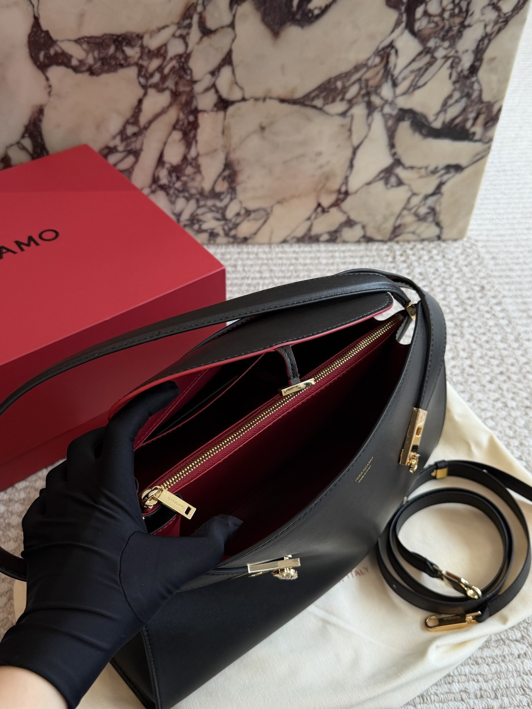 フェラガモ「Ferragamo」バッグ レディース おしゃれ ショルダーバッグ