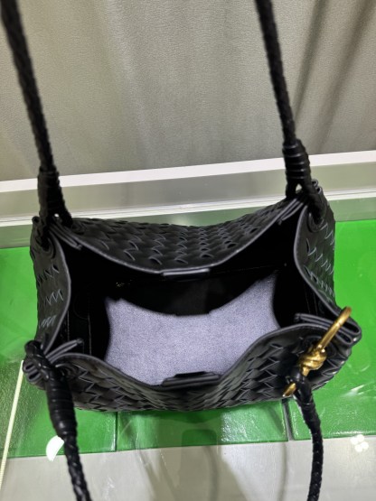 ボッテガ ヴェネタ「Bottega Veneta」バッグ レディース おしゃれ ショルダーバッグ