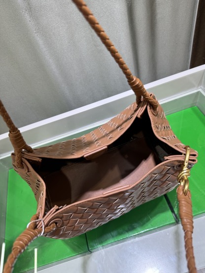 ボッテガ ヴェネタ「Bottega Veneta」バッグ レディース おしゃれ ショルダーバッグ