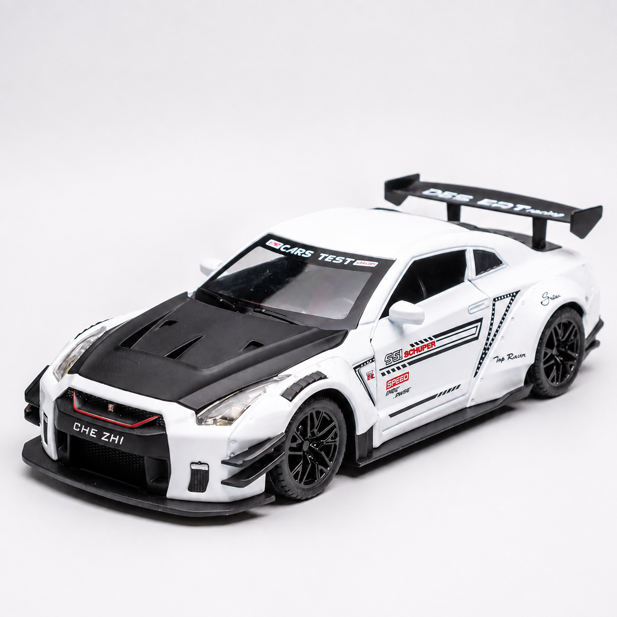 【1/24 Nissan GT-R 】比例1/24日產 GTR R35高性能賽車合金汽車模型 