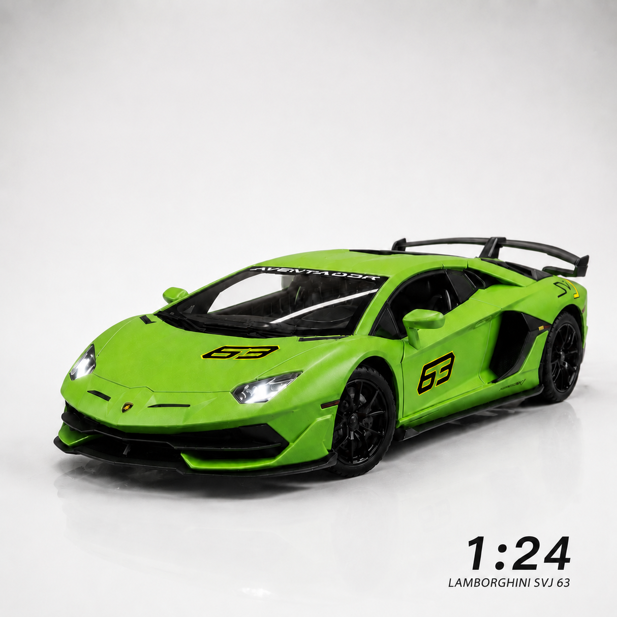 【1/24 ‎Lamborghini Aventador SVJ 63 】比例1/24藍寶堅尼超跑合金汽車模型 