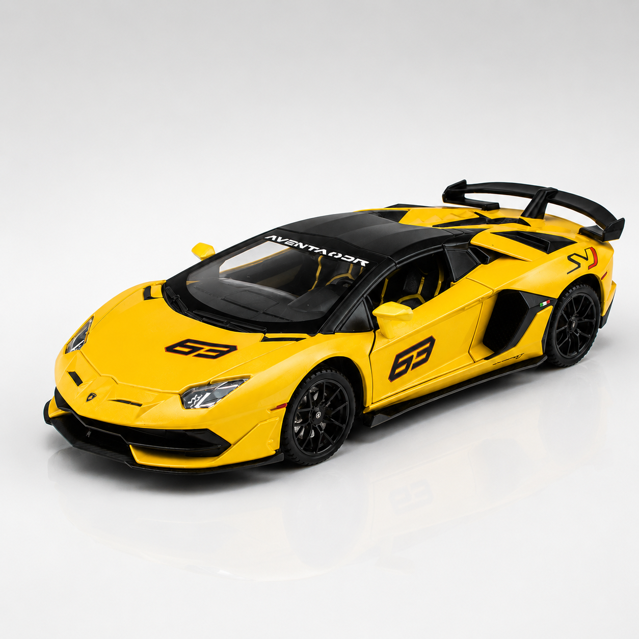 【1/24 ‎Lamborghini Aventador SVJ 63 】比例1/24藍寶堅尼超跑合金汽車模型 