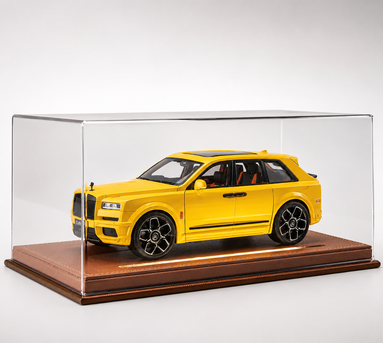 【1/20 Rolls-Royce Cullinan】大號1/20勞斯萊斯庫里南合金汽車模型 