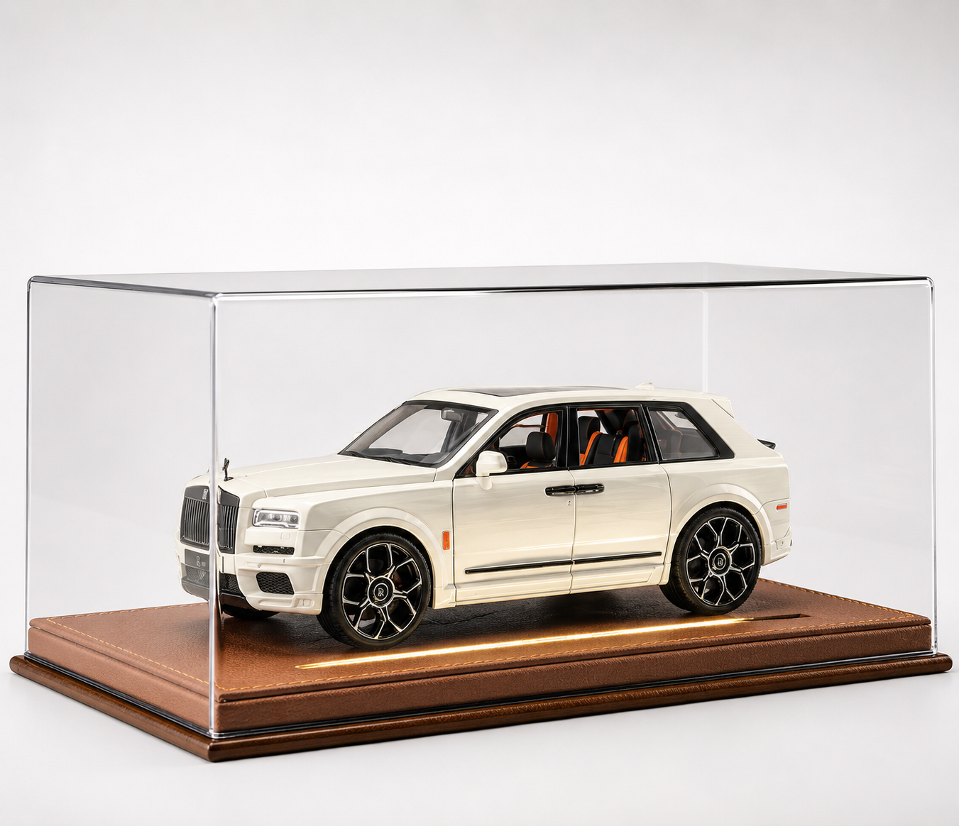 【1/20 Rolls-Royce Cullinan】大號1/20勞斯萊斯庫里南合金汽車模型 