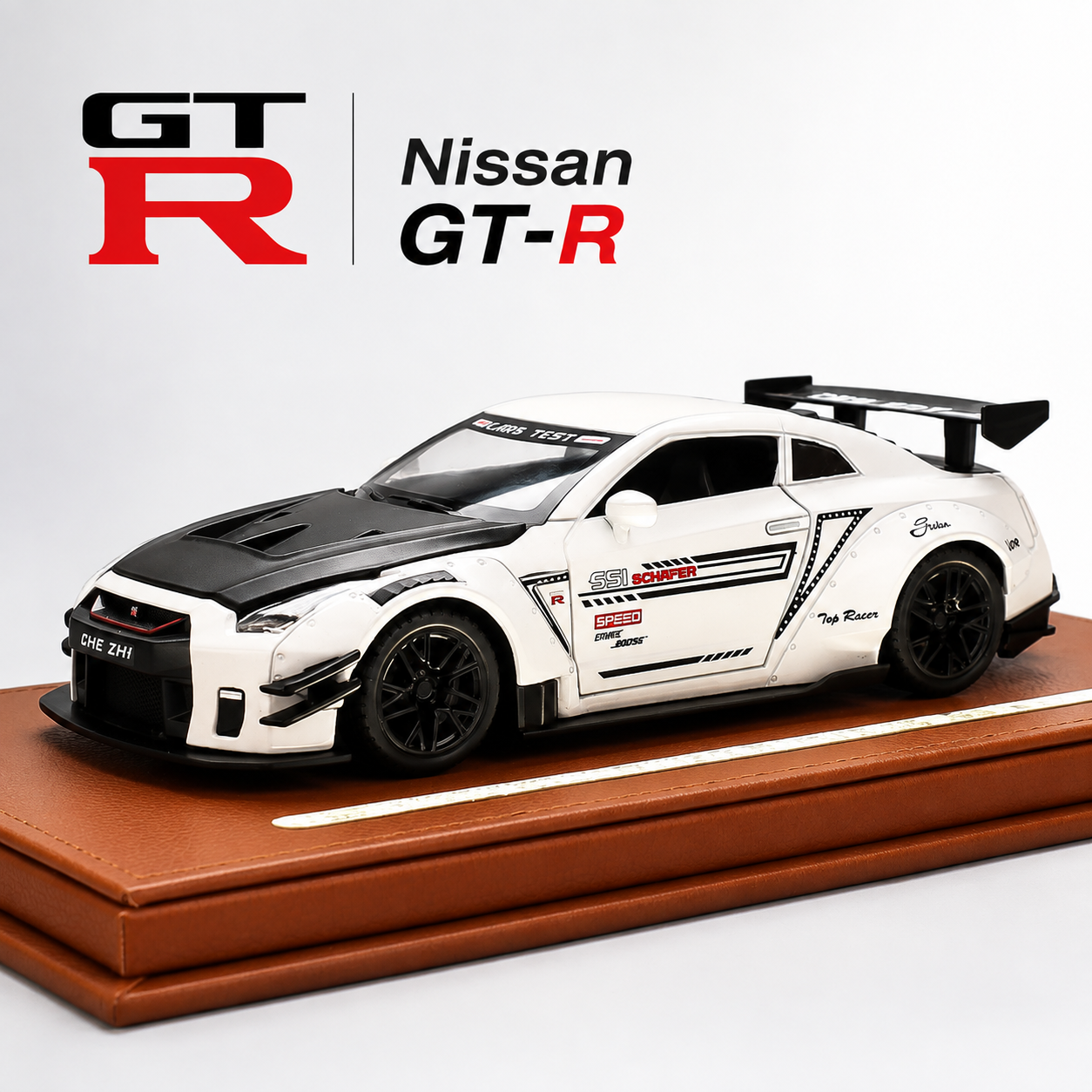 【1/24 Nissan GT-R 】比例1/24日產 GTR R35高性能賽車合金汽車模型 