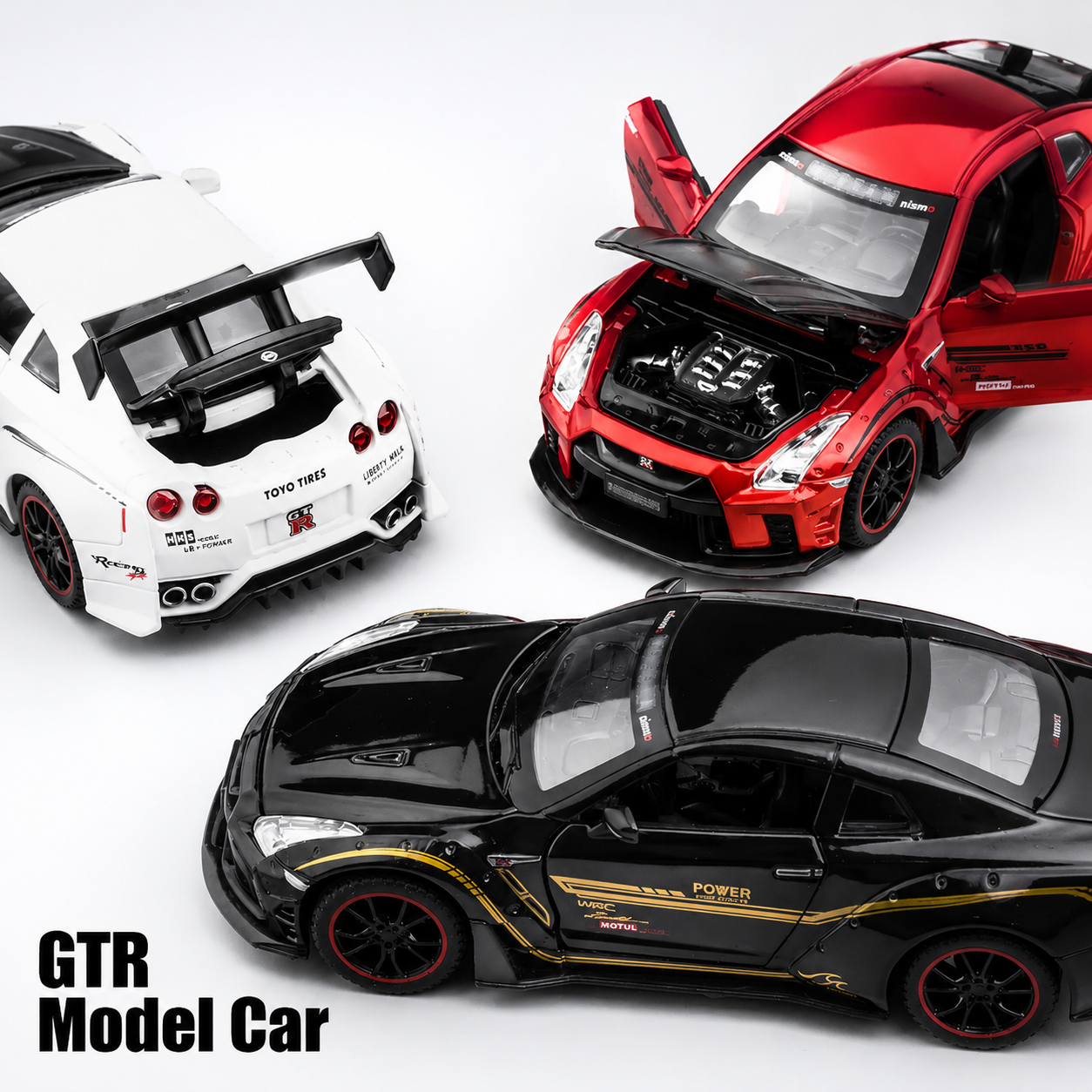 【1/24 Nissan GT-R 】比例1/24日產 GTR R35高性能賽車合金汽車模型 