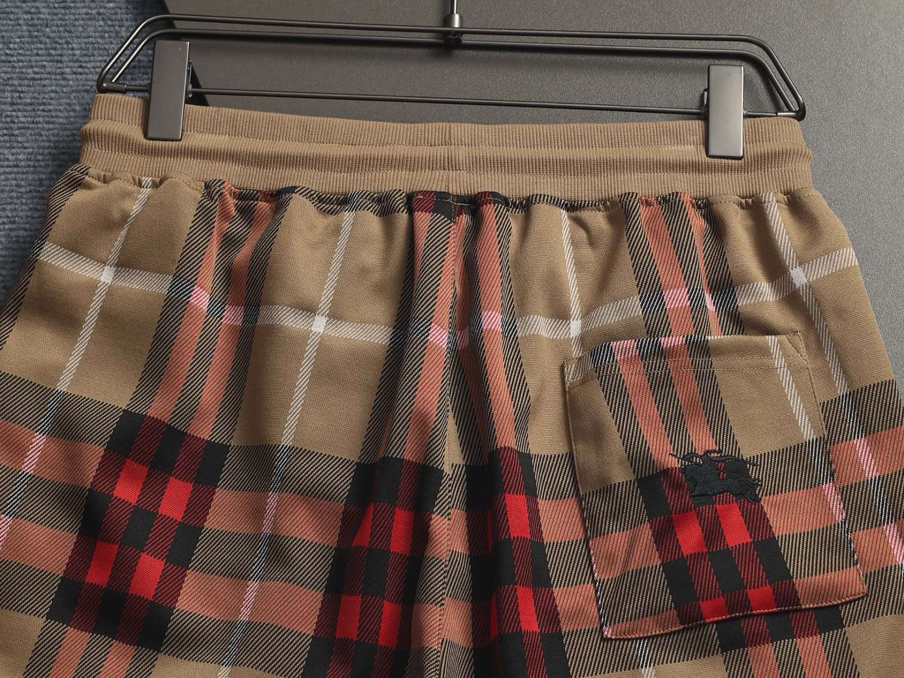 【BURBERRY】ショートパンツ