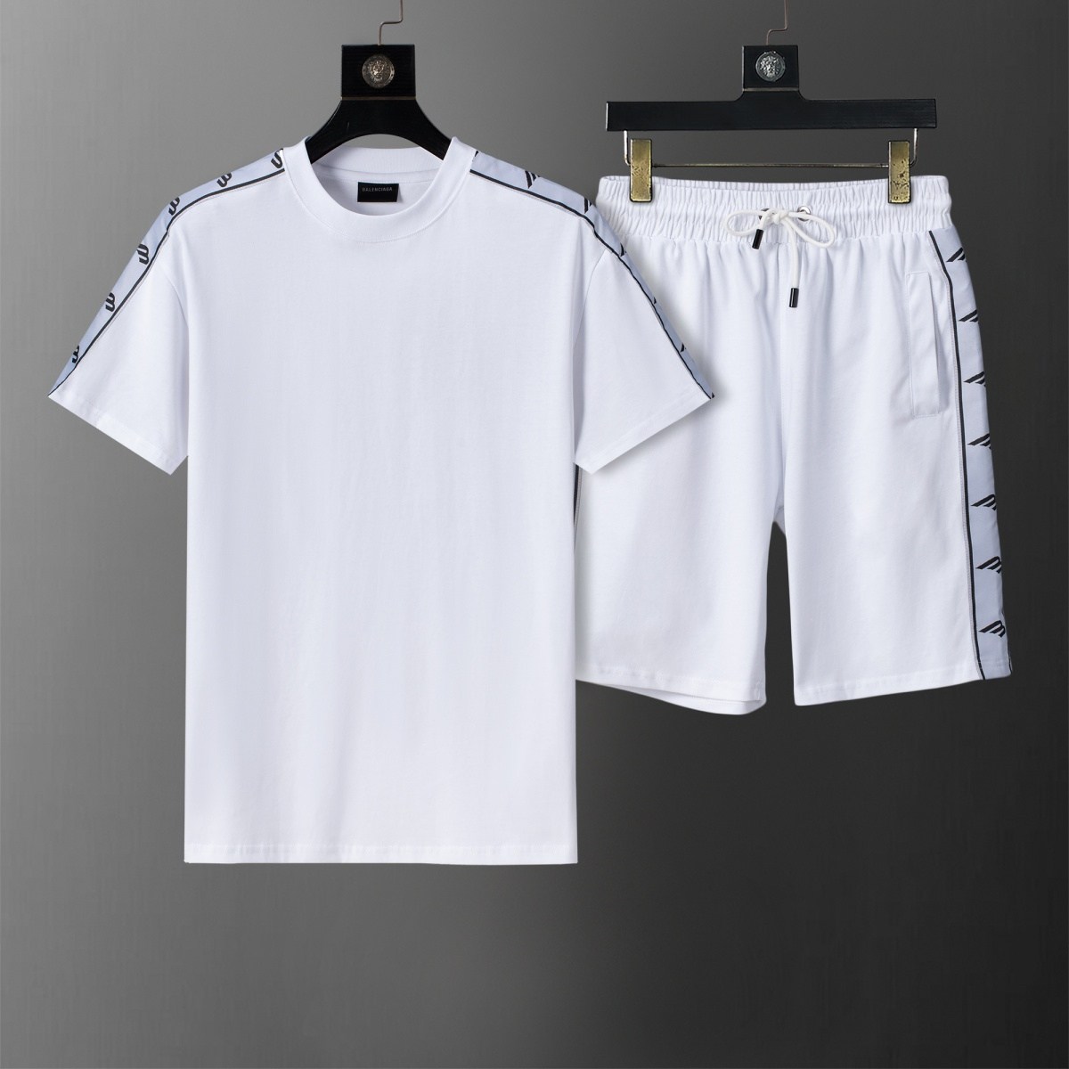 【BALENCIAGA】半袖T シャツショートパンツ セットアップ