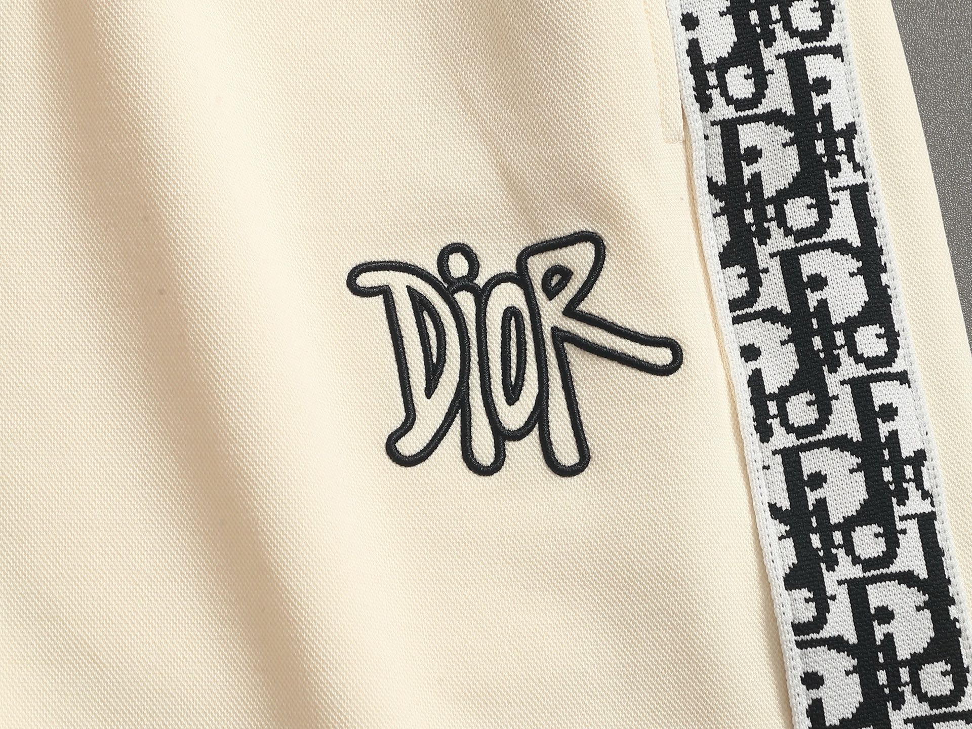 【DIOR】ショートパンツ