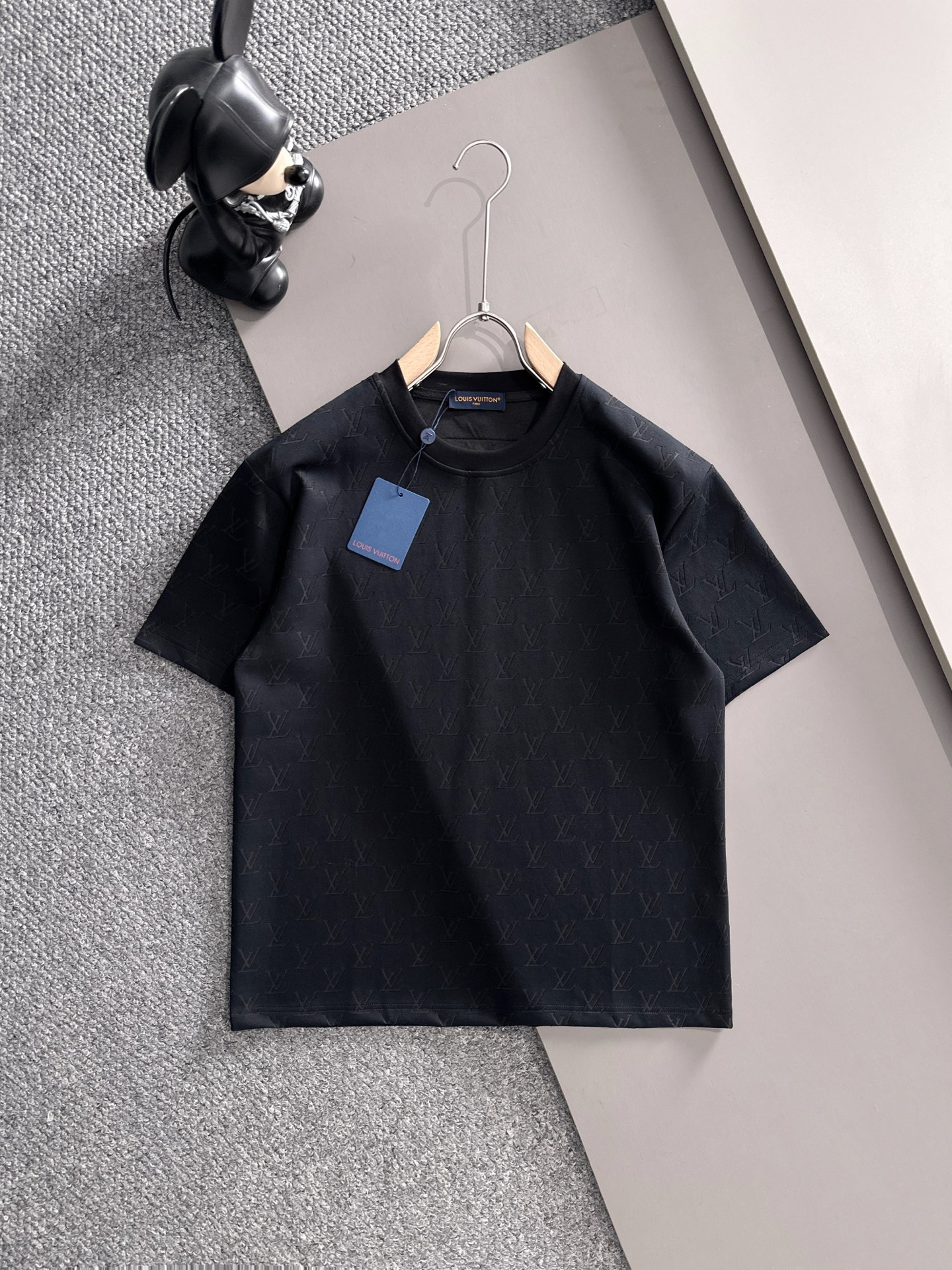 【LOUIS VUITTON】半袖T シャツショートパンツ セットアップ