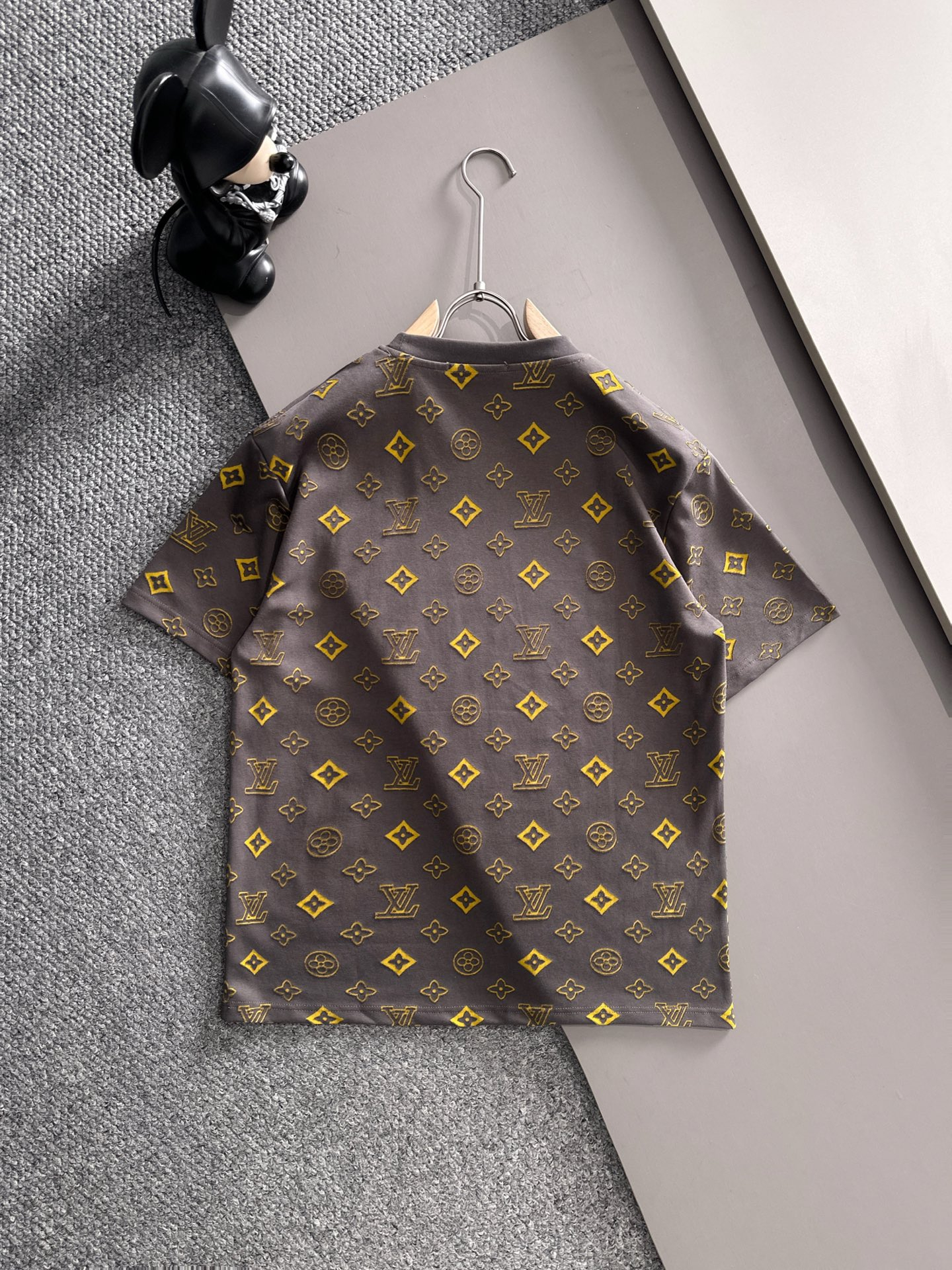 【LOUIS VUITTON】半袖T シャツショートパンツ セットアップ