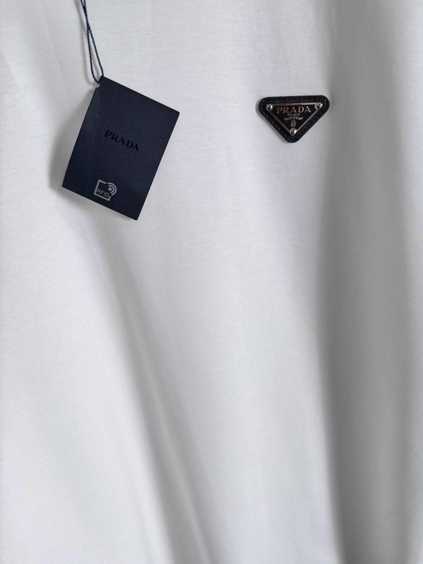 【PRADA】半袖T シャツショートパンツ セットアップ