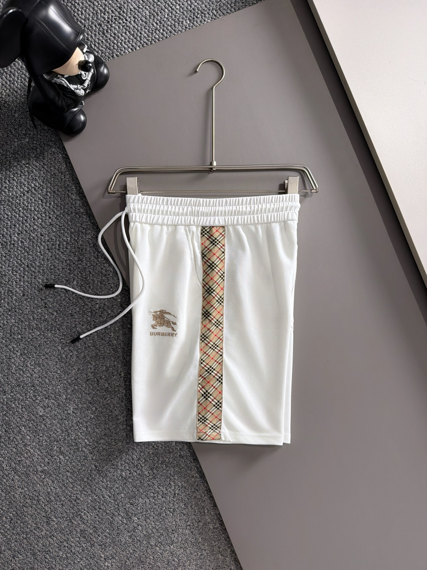 【BURBERRY】半袖T シャツショートパンツ セットアップ