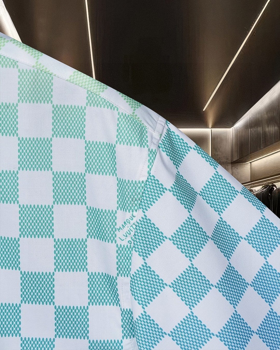 【LOUIS VUITTON】半袖シャツ