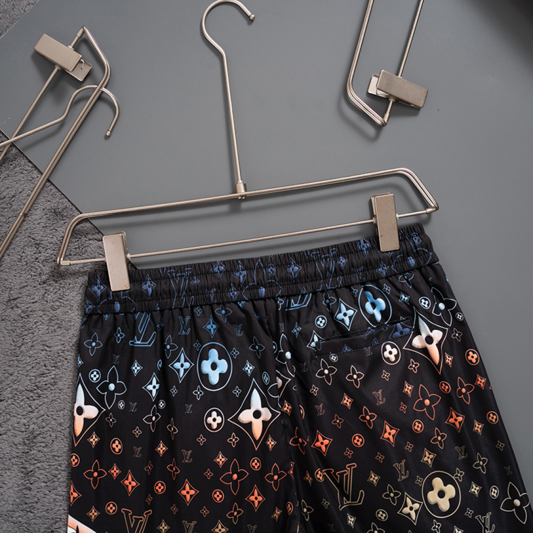 【LOUIS VUITTON】ショートパンツ