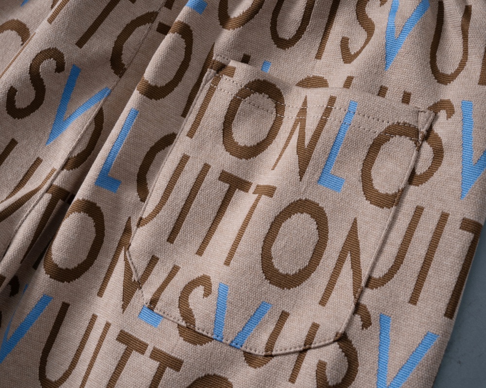 【LOUIS VUITTON】ショートパンツ