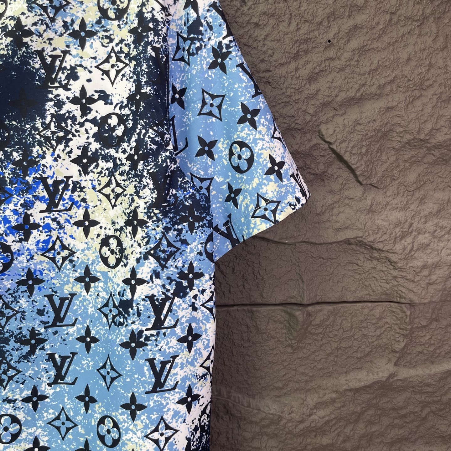 【LOUIS VUITTON】半袖シャツ