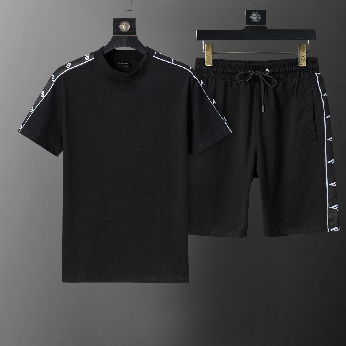 【BALENCIAGA】半袖T シャツショートパンツ セットアップ
