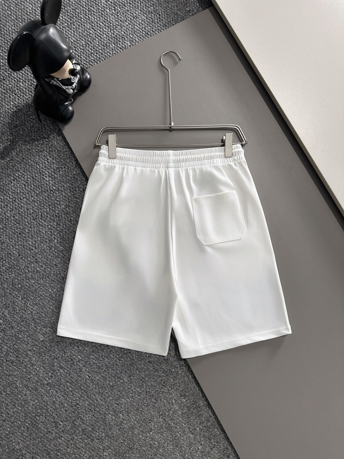 【PRADA】半袖T シャツショートパンツ セットアップ