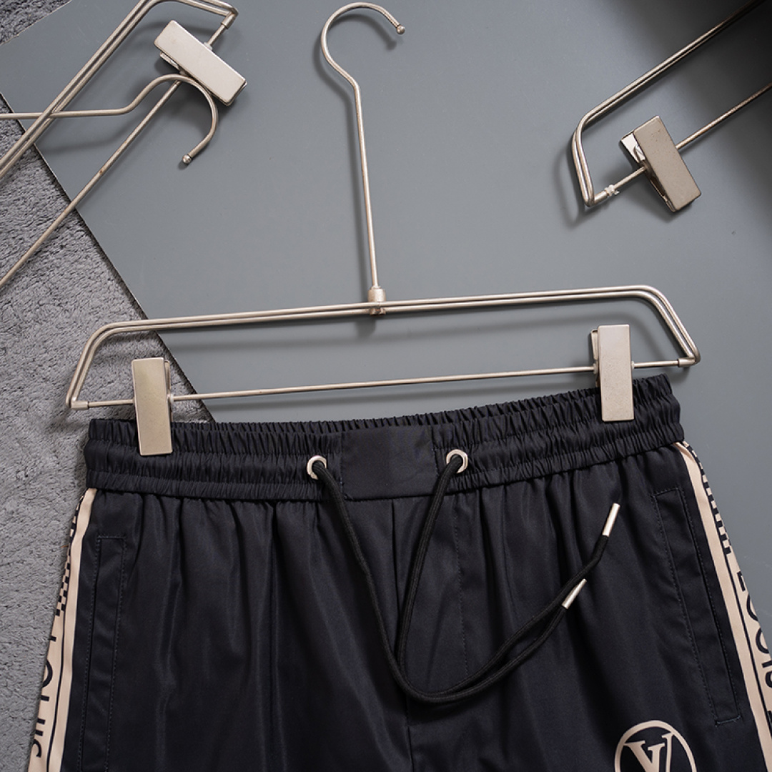 【LOUIS VUITTON】ショートパンツ