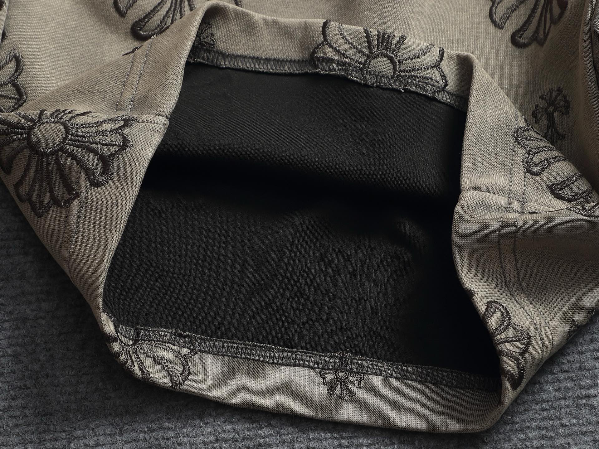 【CHROME HEARTS】ショートパンツ