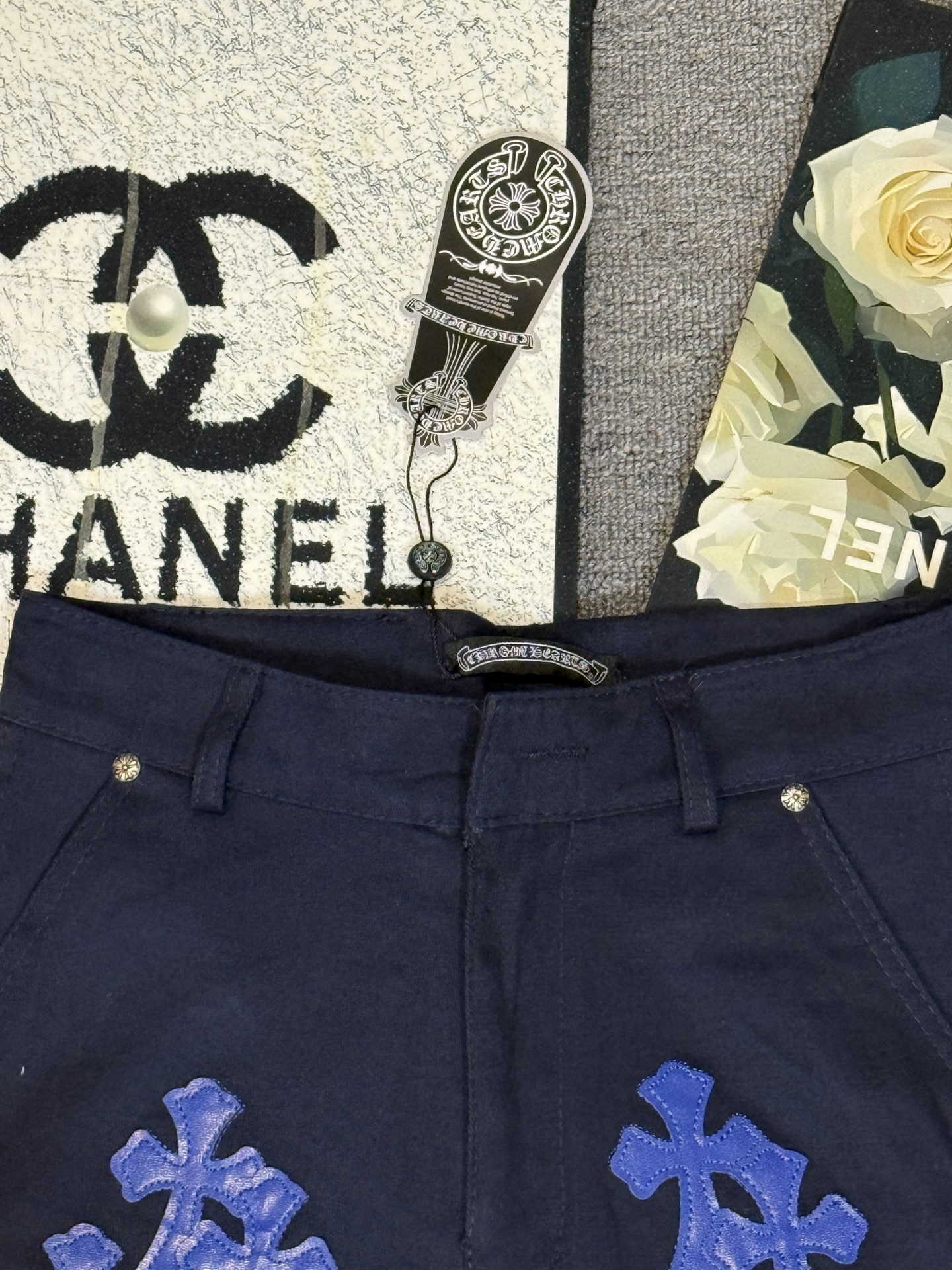 【CHROME HEARTS】ショートパンツ