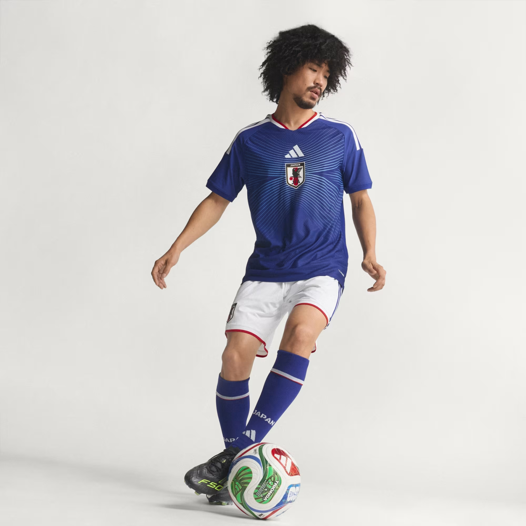 サッカー日本代表 2026 ホーム＆アウェイ ユニフォーム