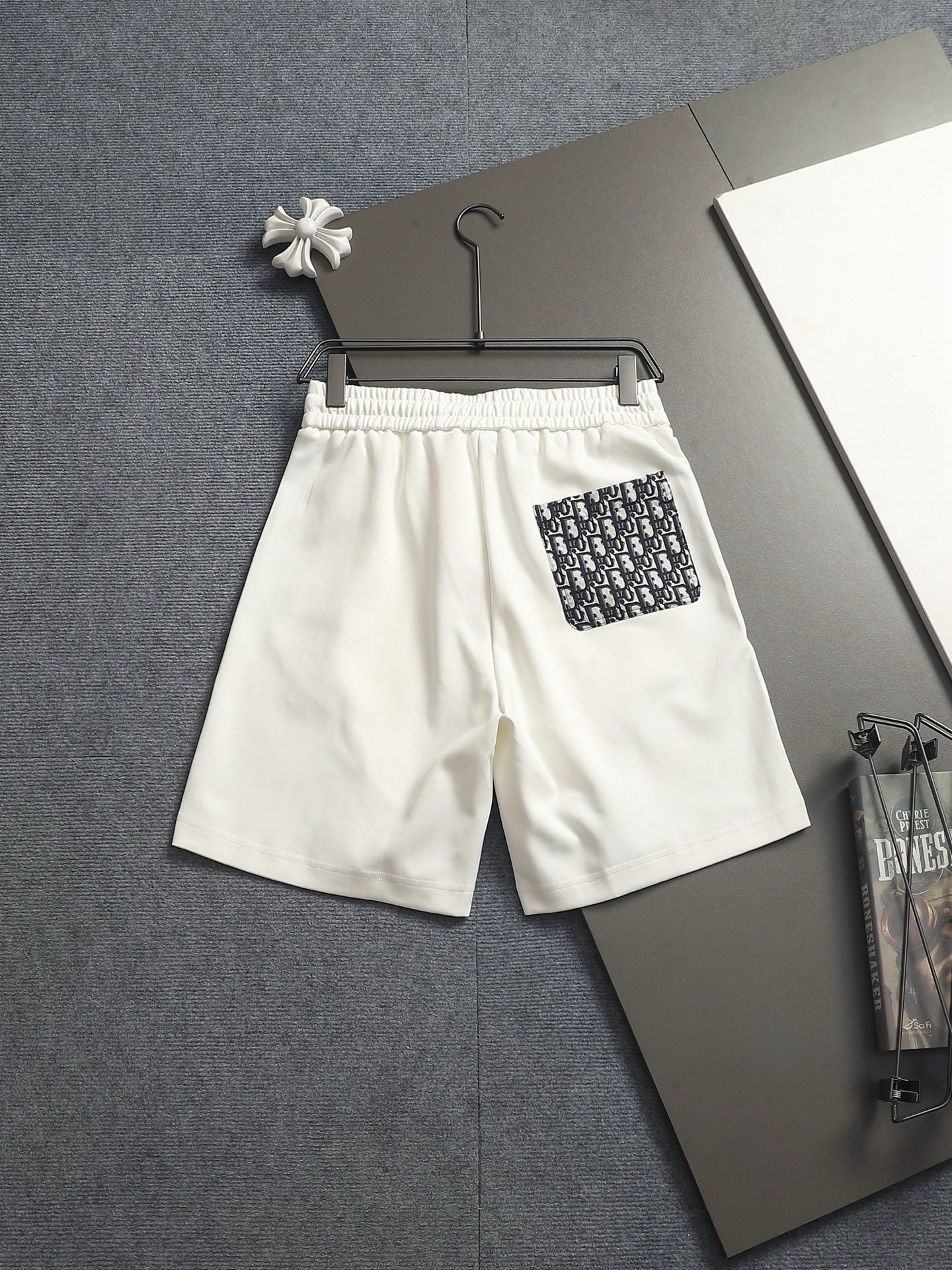 【DIOR】ショートパンツ