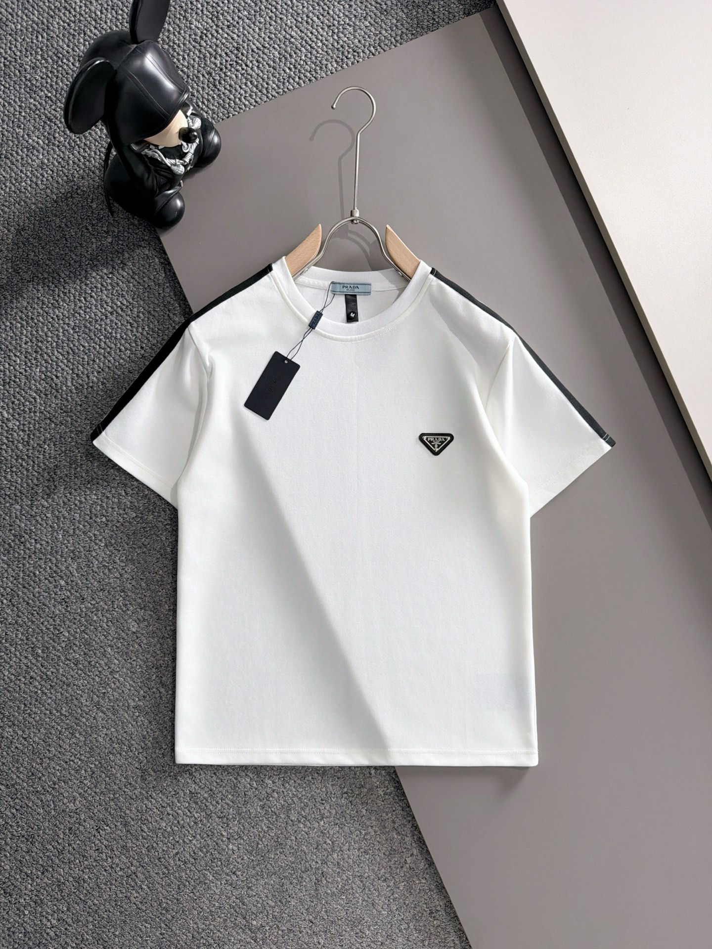 【PRADA】半袖T シャツショートパンツ セットアップ
