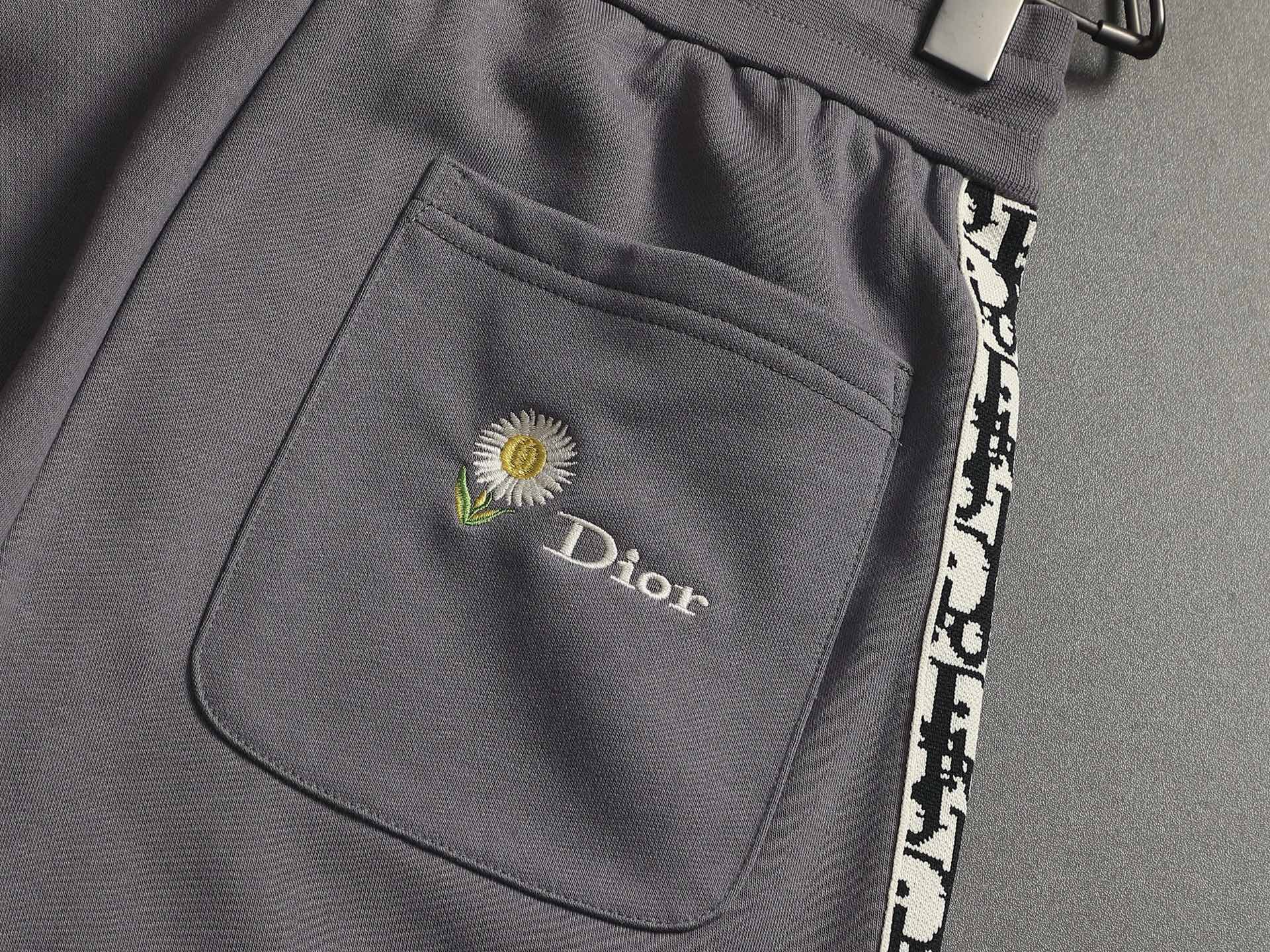【DIOR】ショートパンツ
