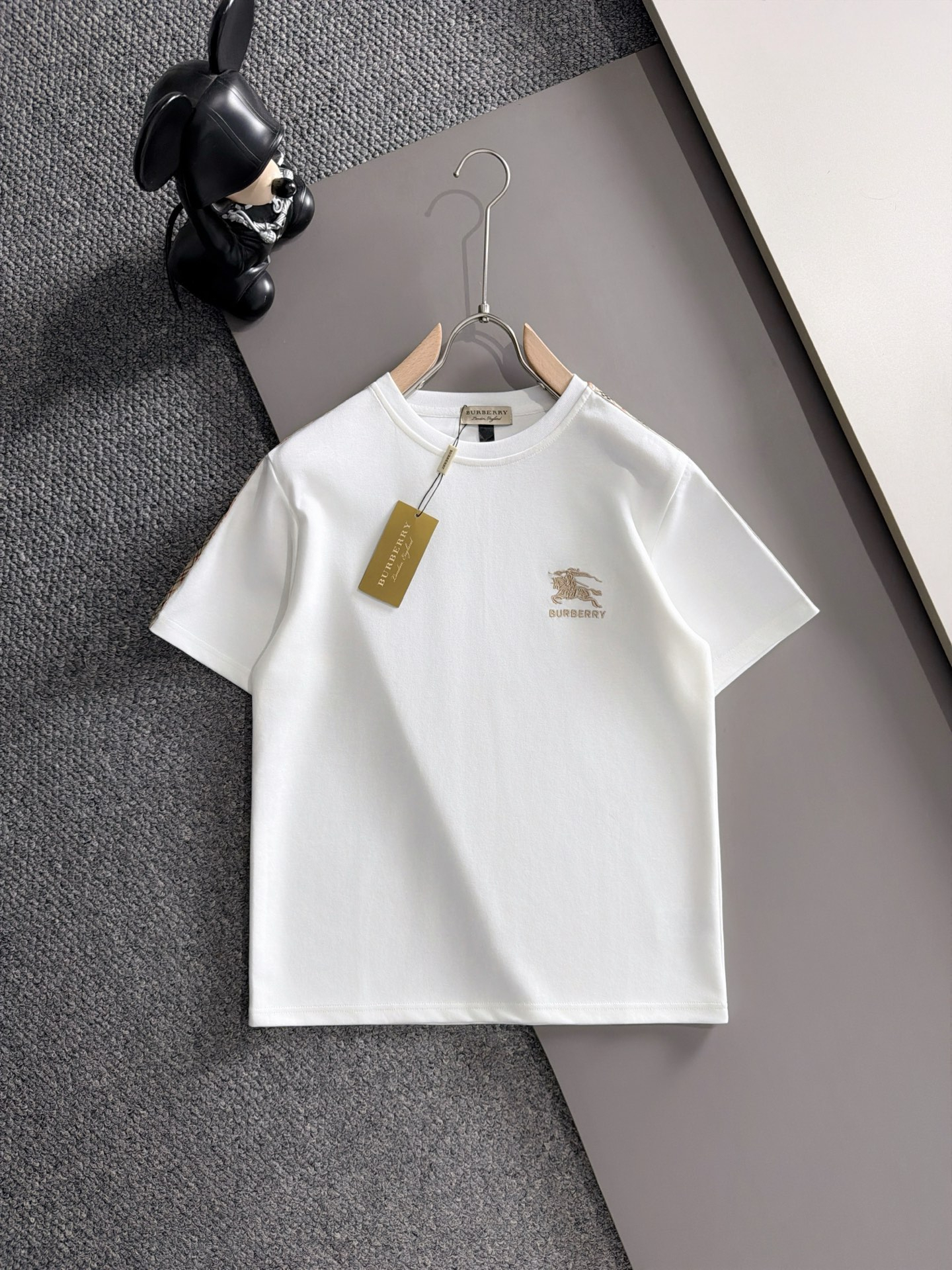 【BURBERRY】半袖T シャツショートパンツ セットアップ