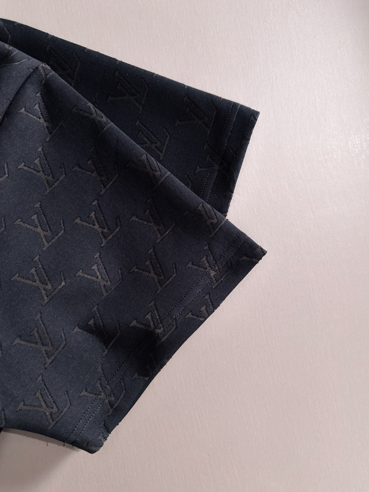 【LOUIS VUITTON】半袖T シャツショートパンツ セットアップ