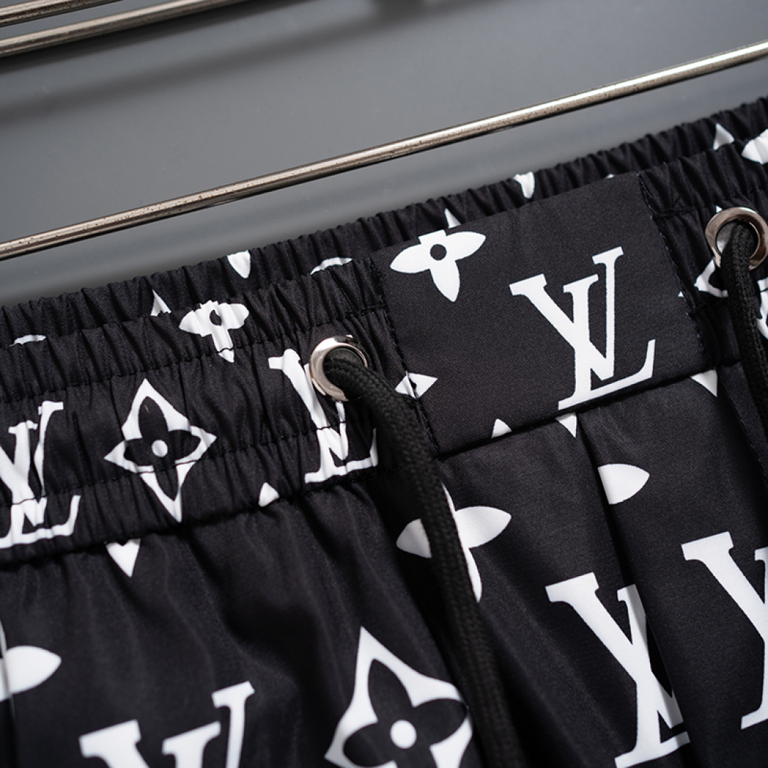 【LOUIS VUITTON】ショートパンツ
