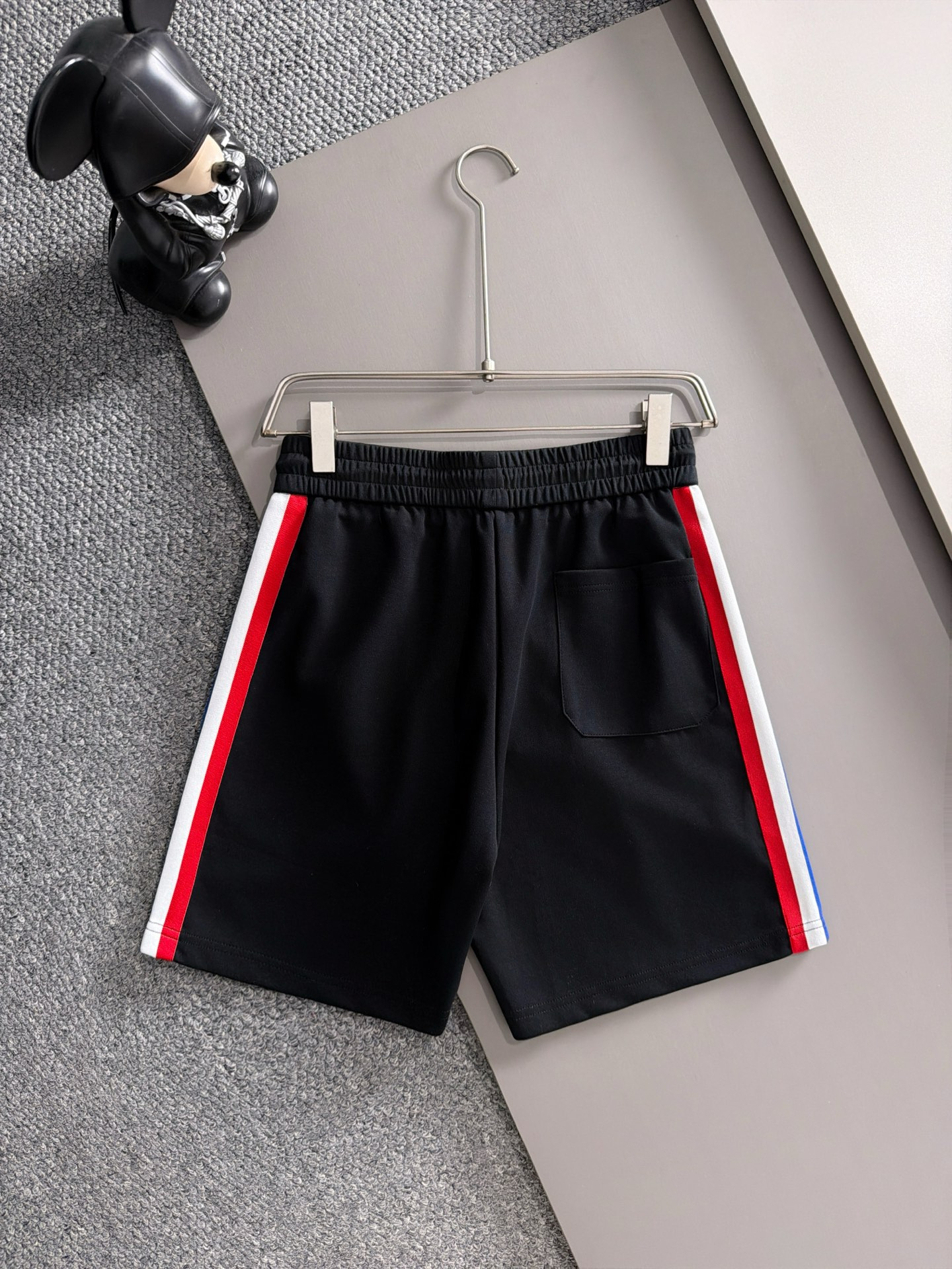【MONCLER】半袖T シャツショートパンツ セットアップ