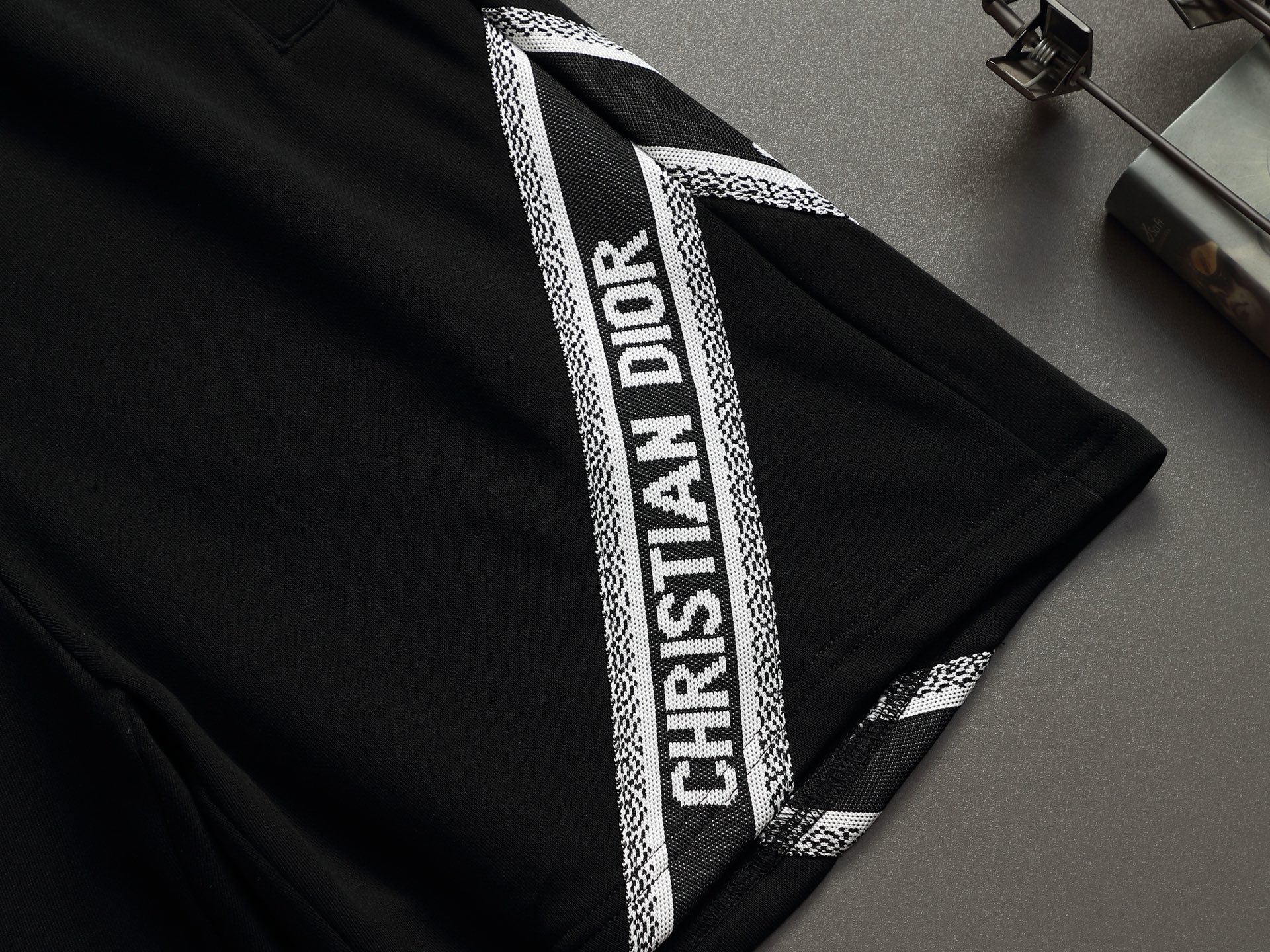 【DIOR】ショートパンツ