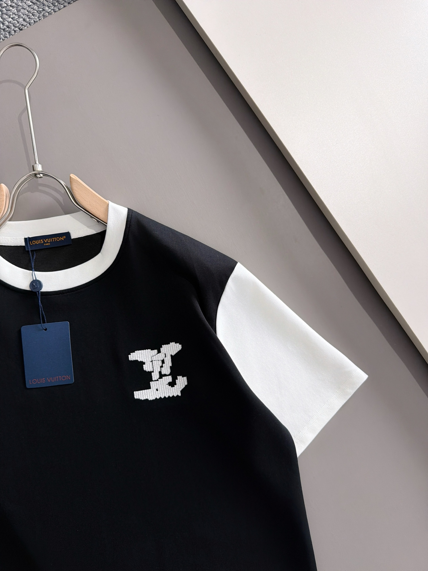 【LOUIS VUITTON】半袖T シャツショートパンツ セットアップ