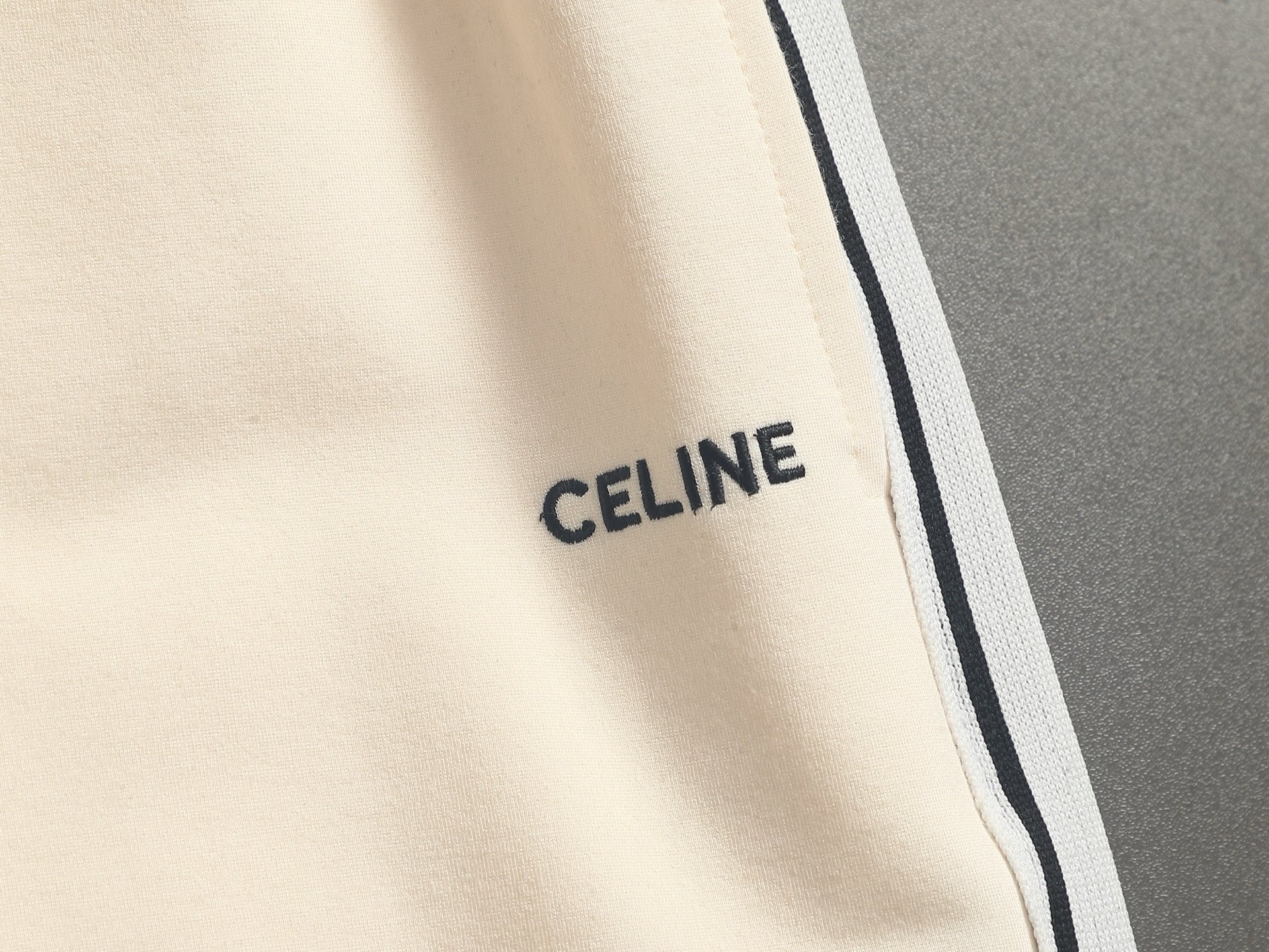 【CELINE】ショートパンツ