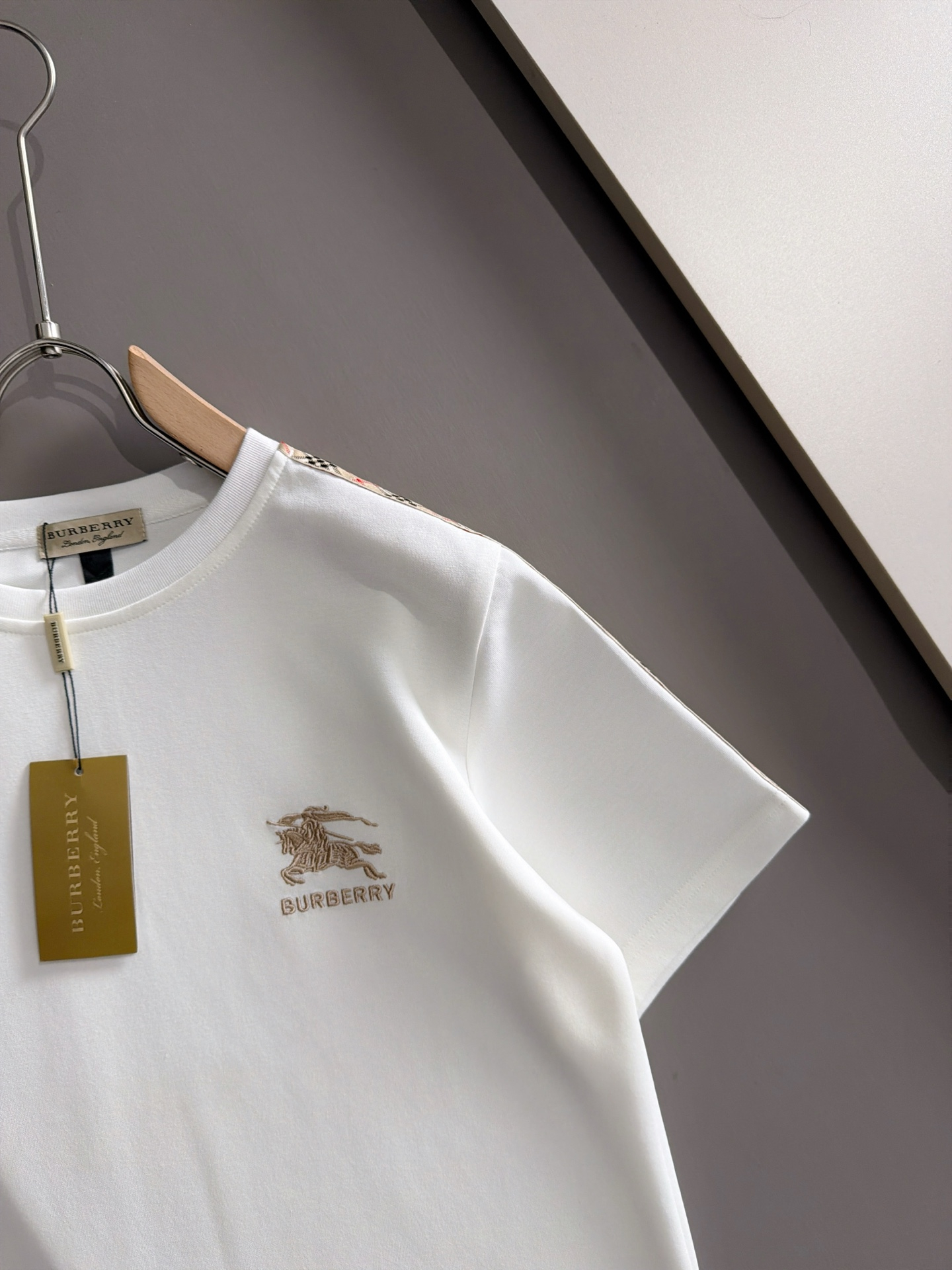 【BURBERRY】半袖T シャツショートパンツ セットアップ