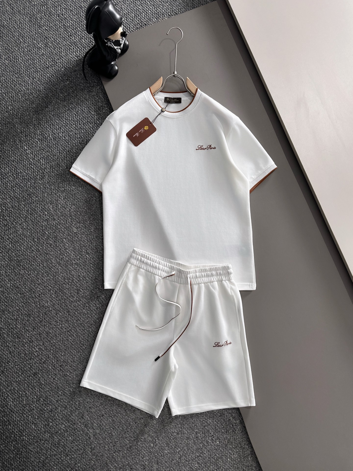 【LOUIS VUITTON】半袖T シャツショートパンツ セットアップ