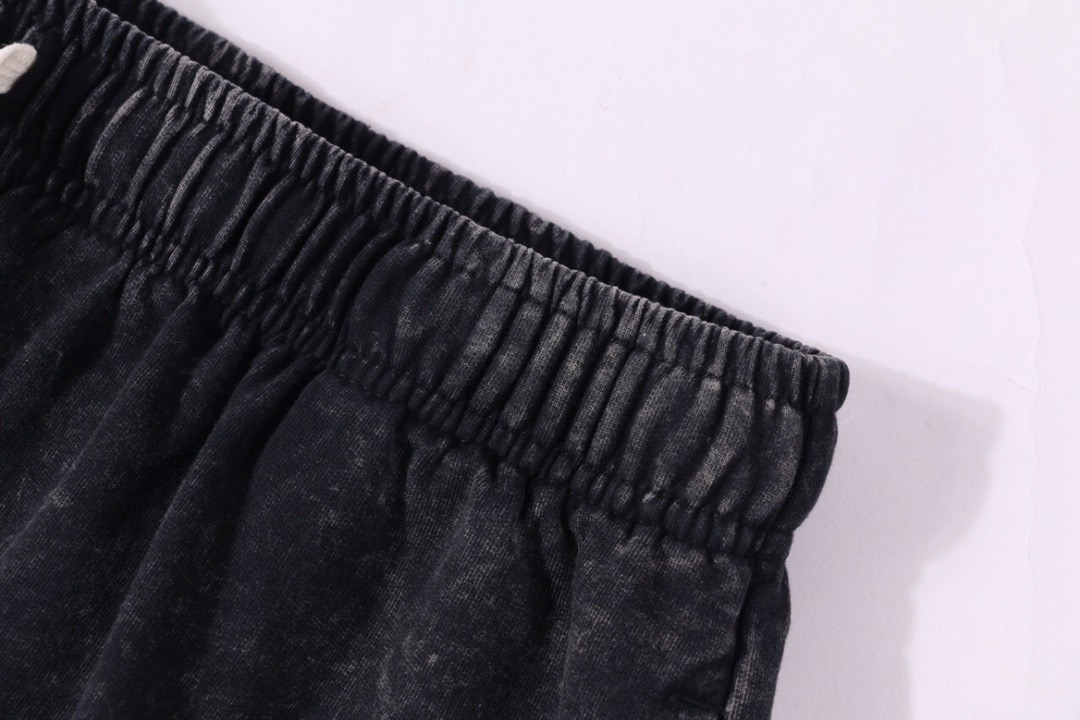 【STONE ISLAND】ショートパンツ