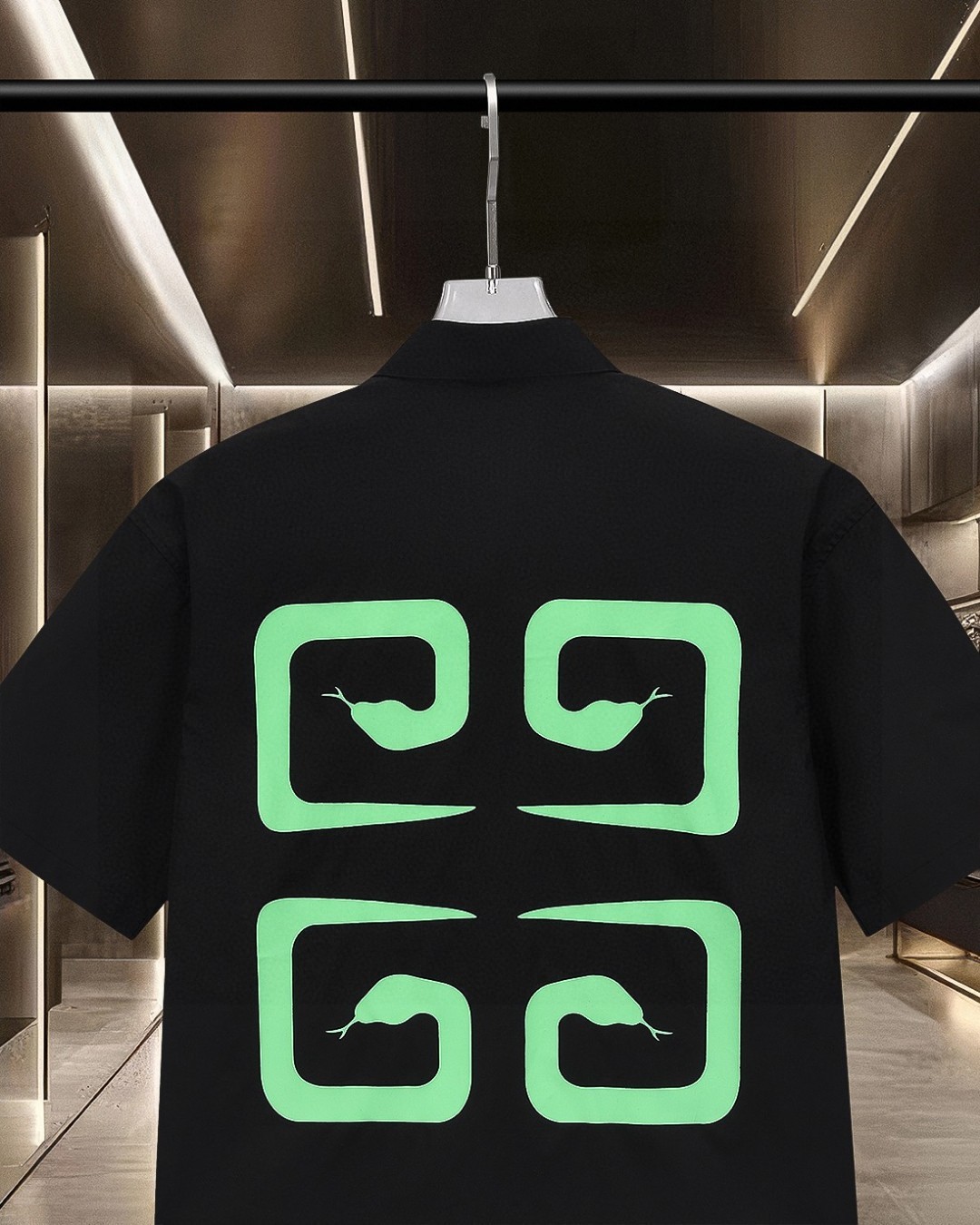 【GIVENCHY】半袖シャツ