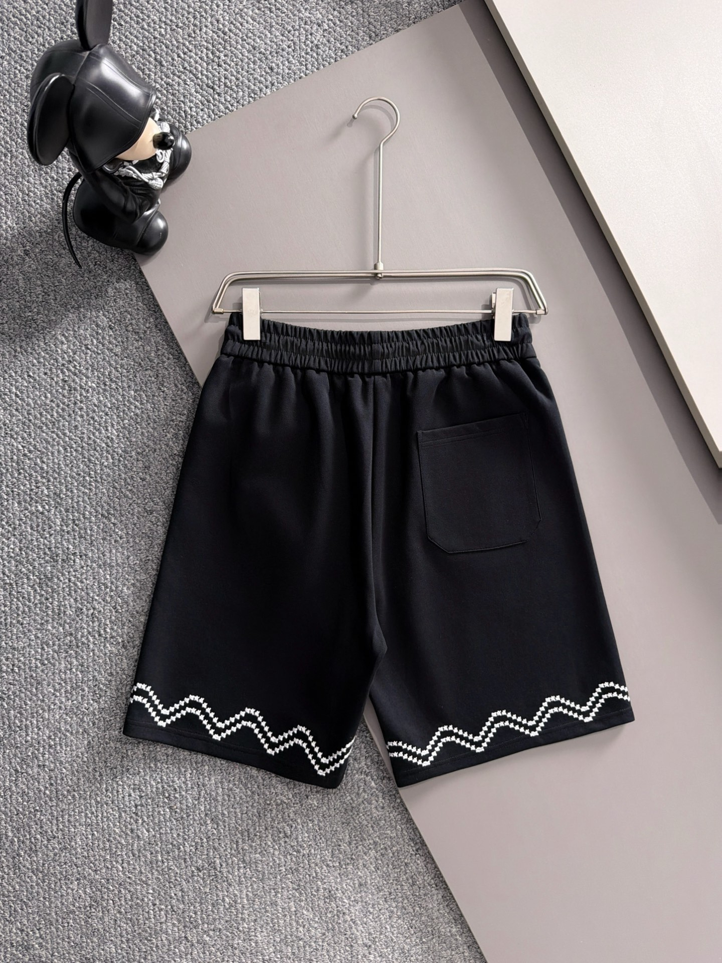【LOUIS VUITTON】半袖T シャツショートパンツ セットアップ