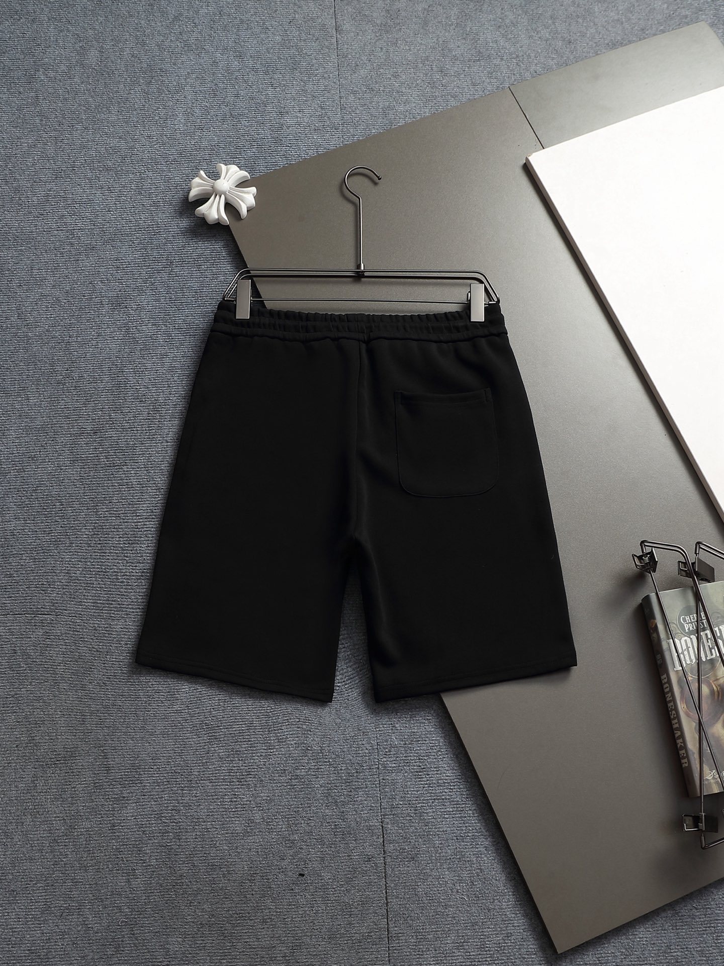 【LOUIS VUITTON】ショートパンツ