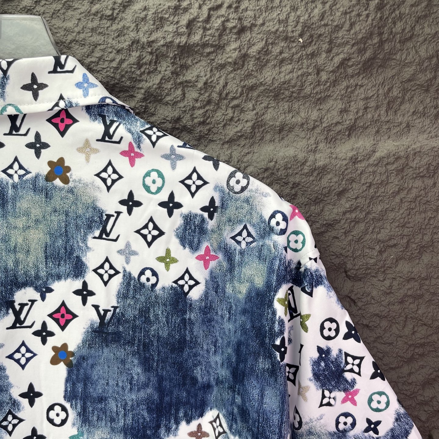 【LOUIS VUITTON】半袖シャツ