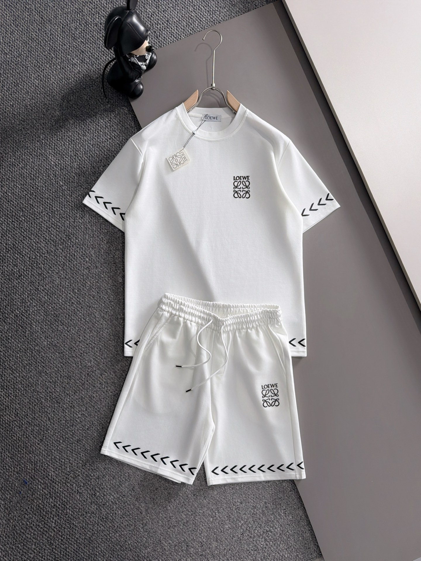 【LOEWE】半袖T シャツショートパンツ セットアップ