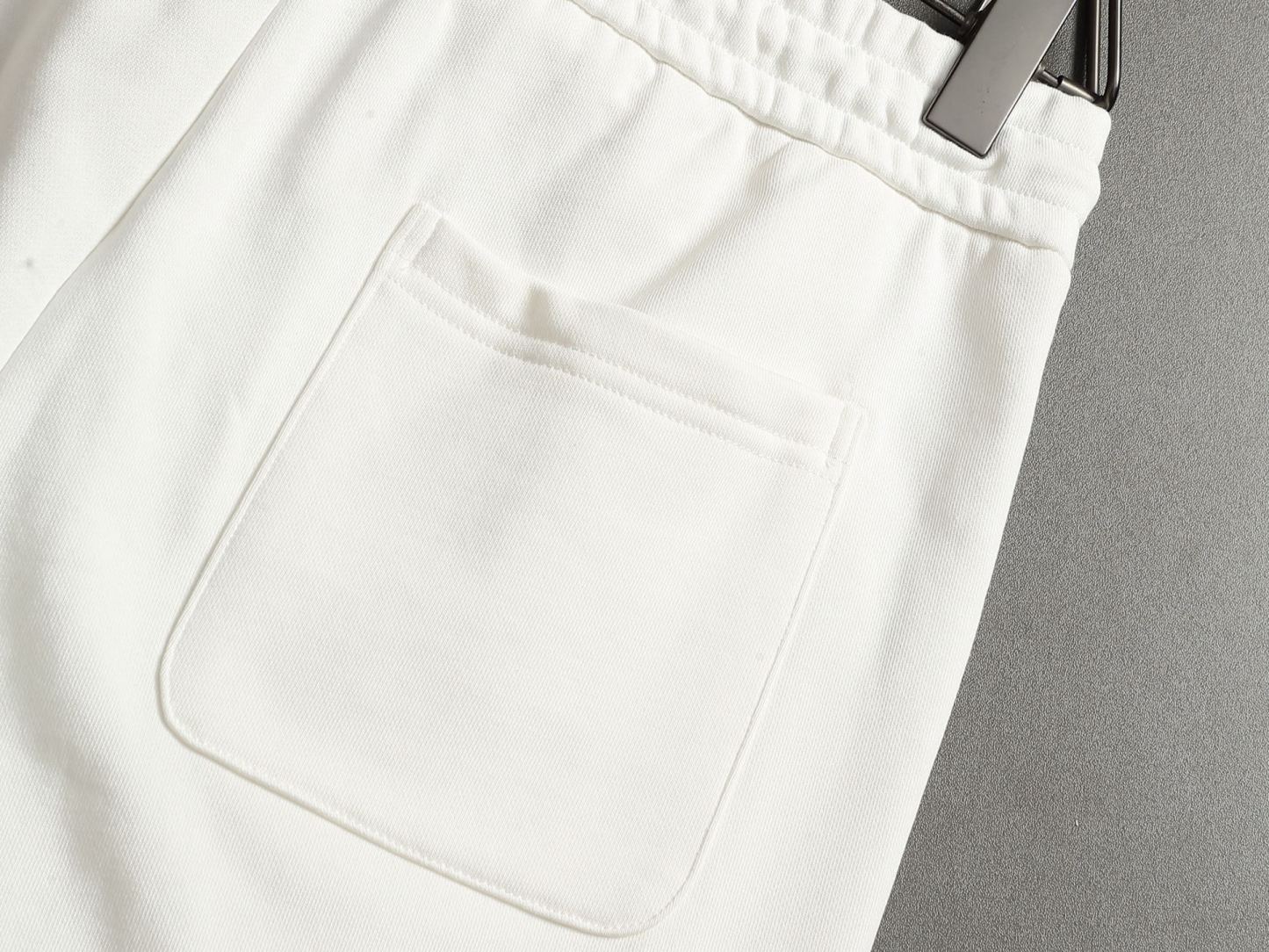 【CHROME HEARTS】ショートパンツ