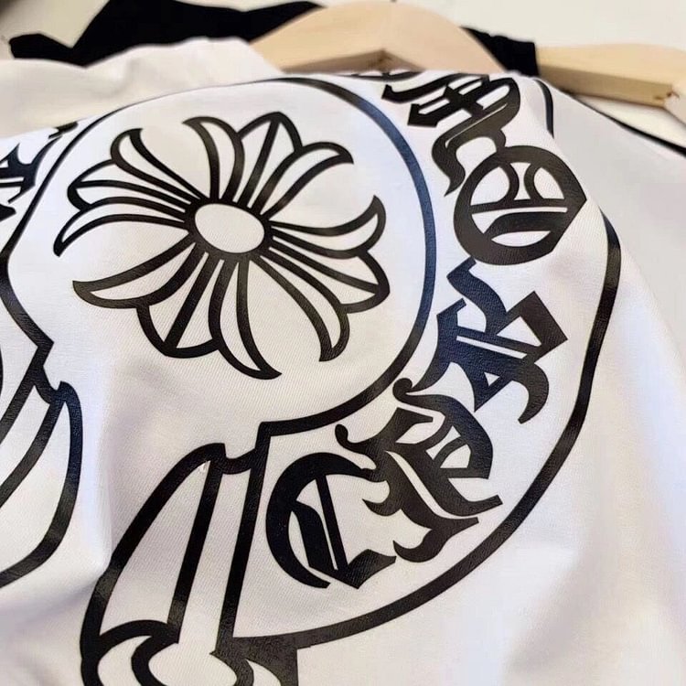 【CHROME HEARTS】（クロムハーツ）男女兼用、ご好評に付き再入荷！