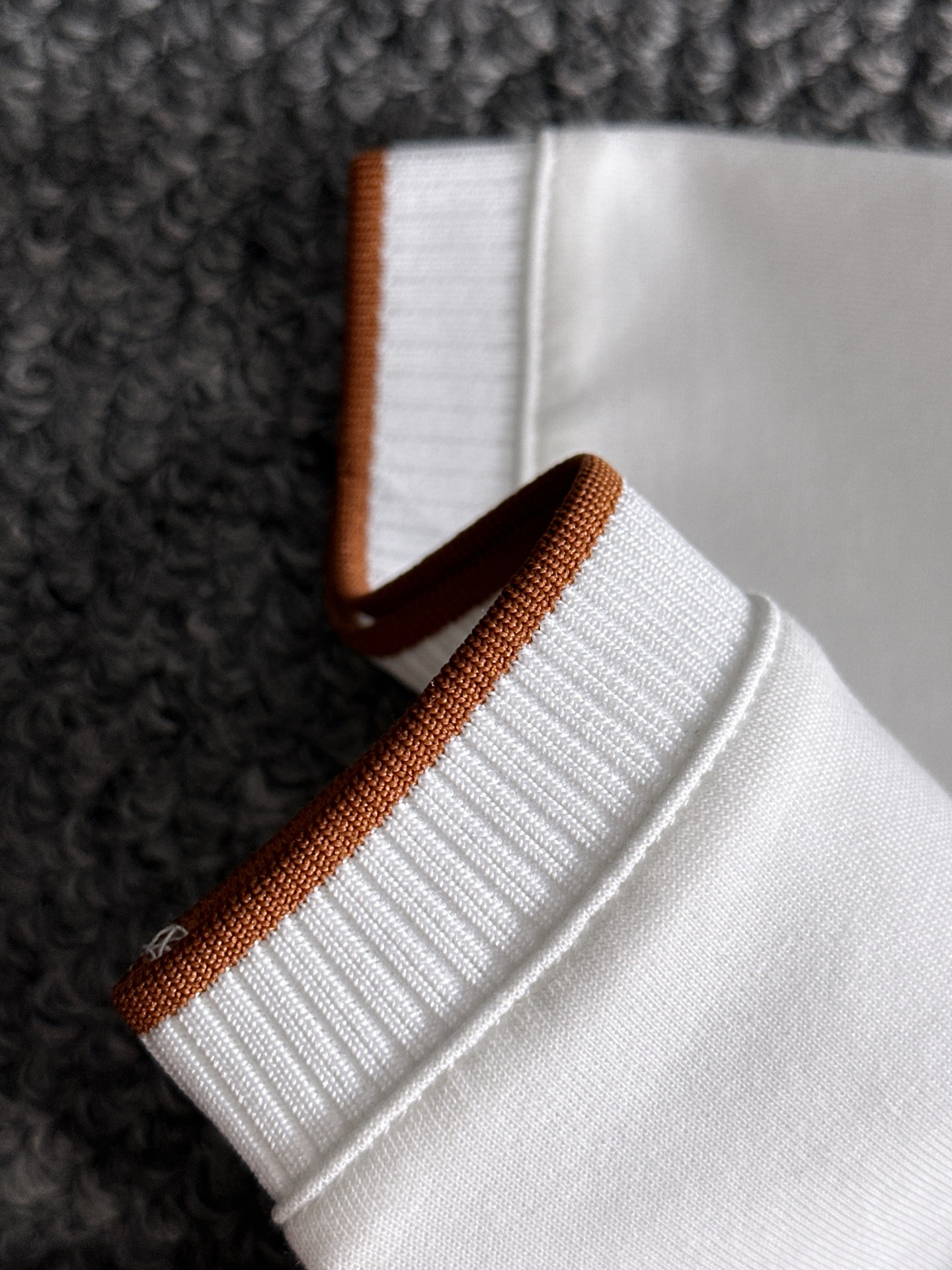 【LOUIS VUITTON】半袖T シャツショートパンツ セットアップ