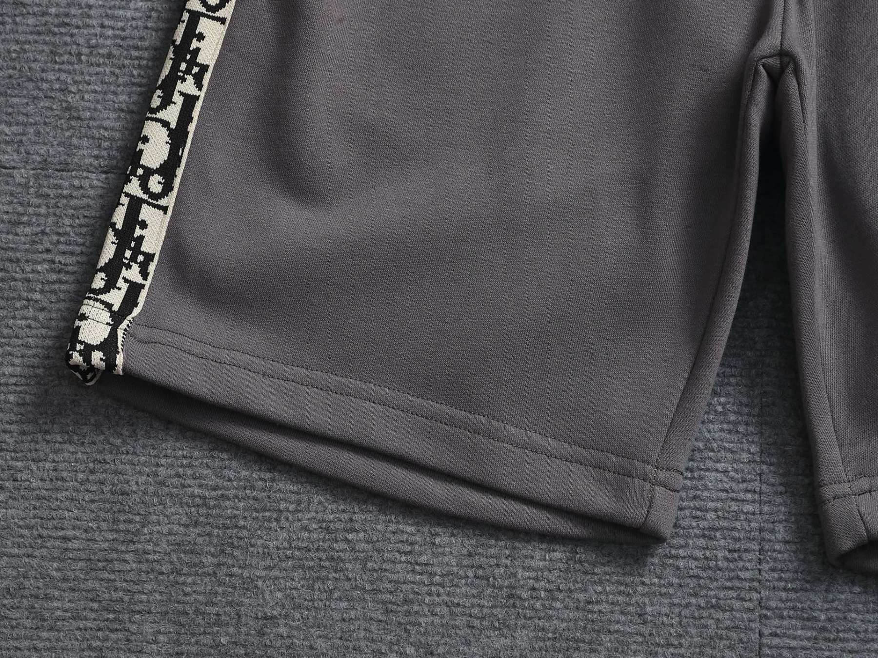 【DIOR】ショートパンツ